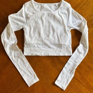 Lululemon White Ribbed Long Sleeve Top with built in bra Size 2